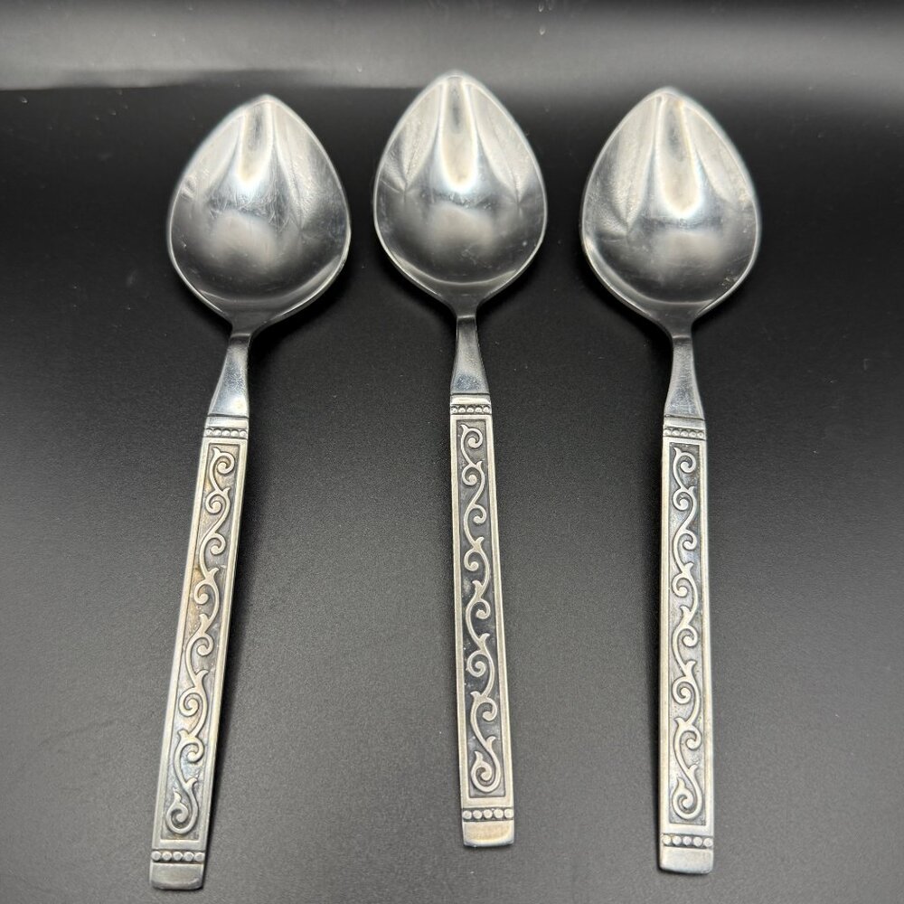 Oneida Spanish Court Stainless Steel Tablespoons Set Of 3